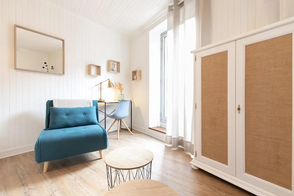 Au Petit Sommet 1 - Appartement Centre Ville 30M2 Modane 0*,